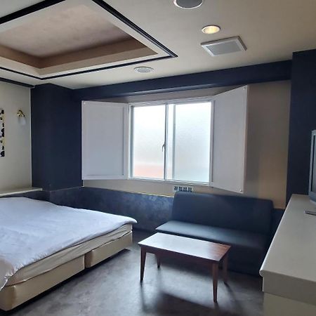 Hotel Golf Tsunashima (Adults Only) 横滨 外观 照片
